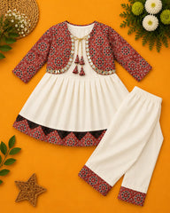 Ajrak Hoor